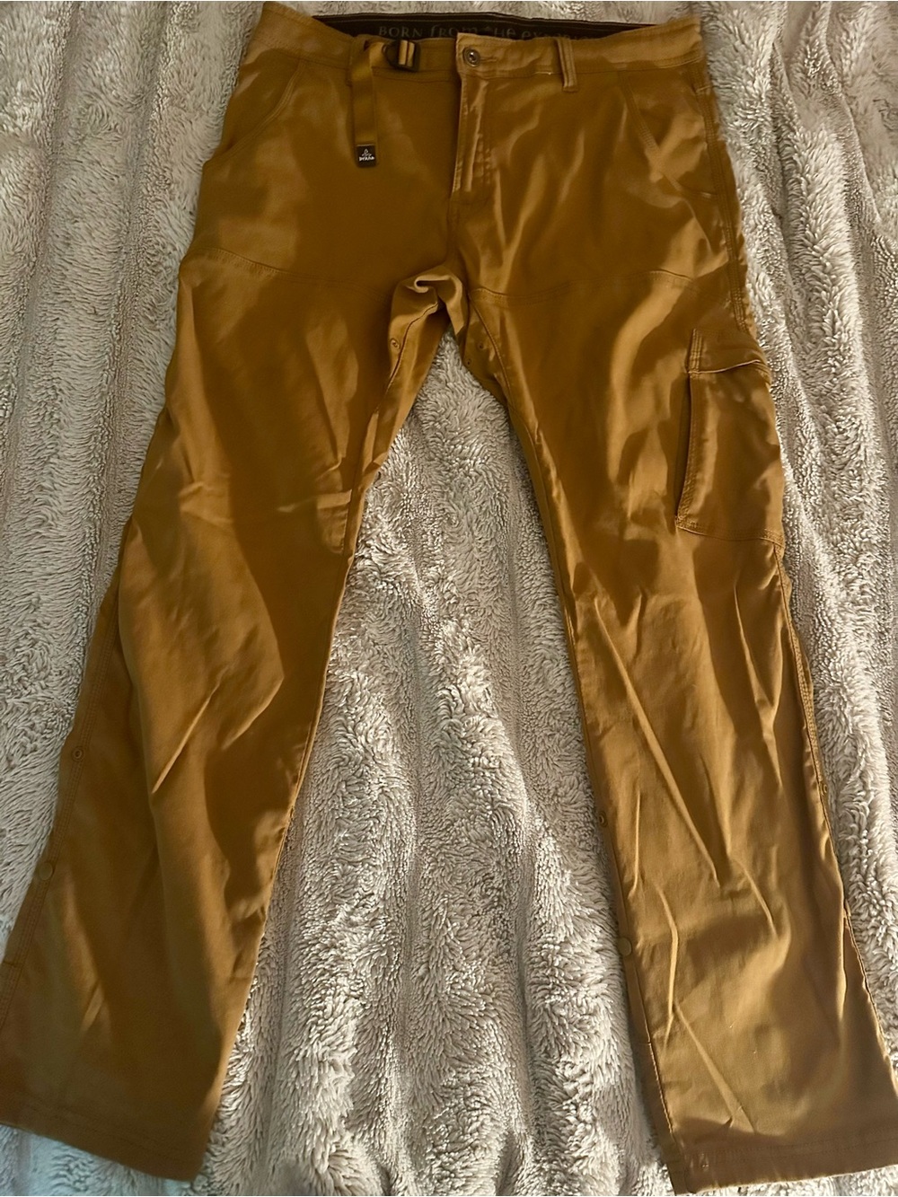Prana Men's Stretch Zion Relaxed Pant in Caramel/Tan